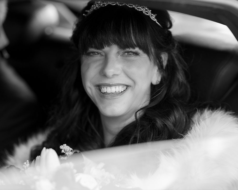 Berry Head Hotel, Brixham. Bride inside wedding car.